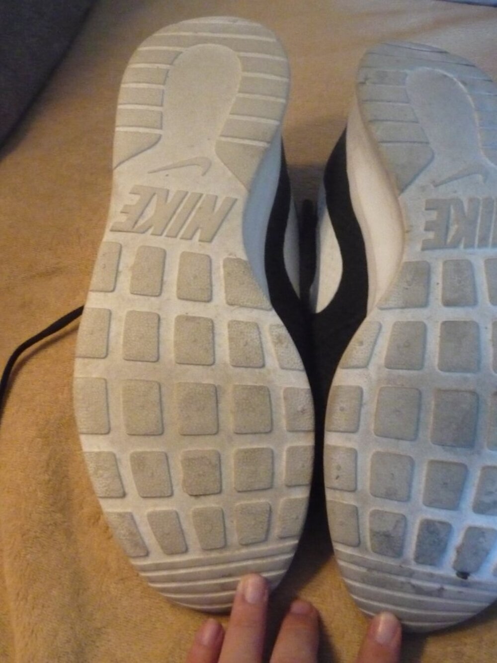 Nike men's shoes, size 12 US - Picture 6 of 6